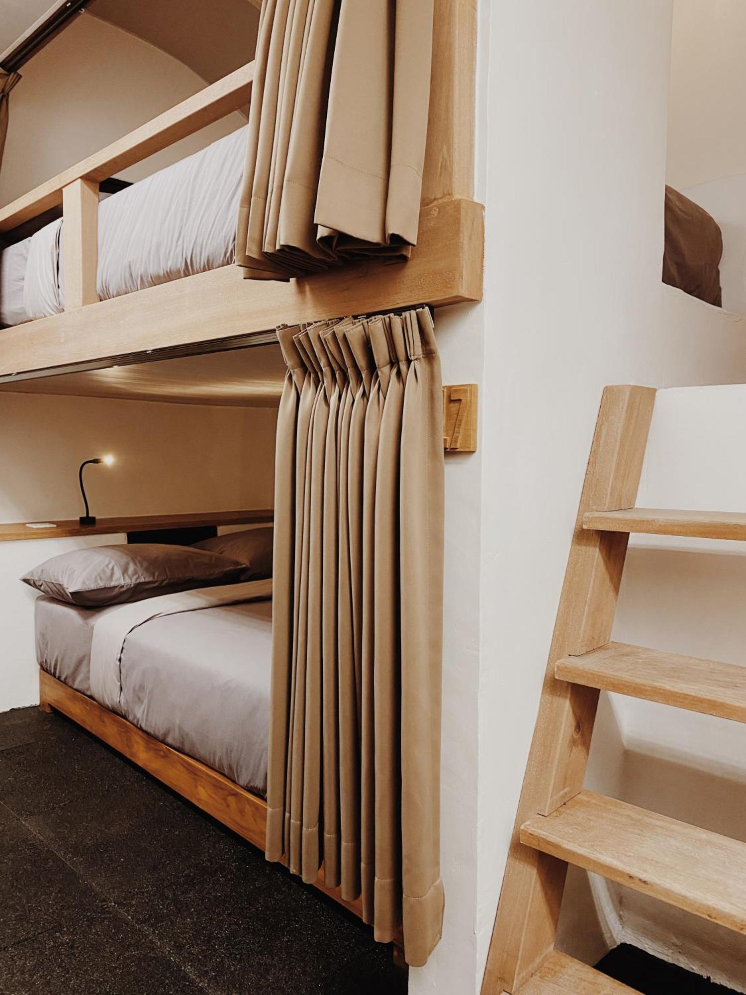 Kos One Hostel Canggu  Ngoại thất bức ảnh