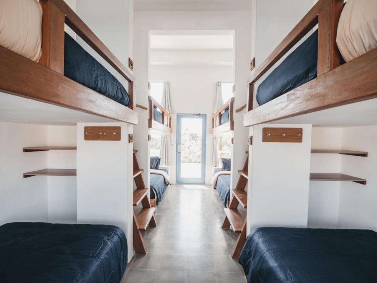 Kos One Hostel Canggu  Ngoại thất bức ảnh